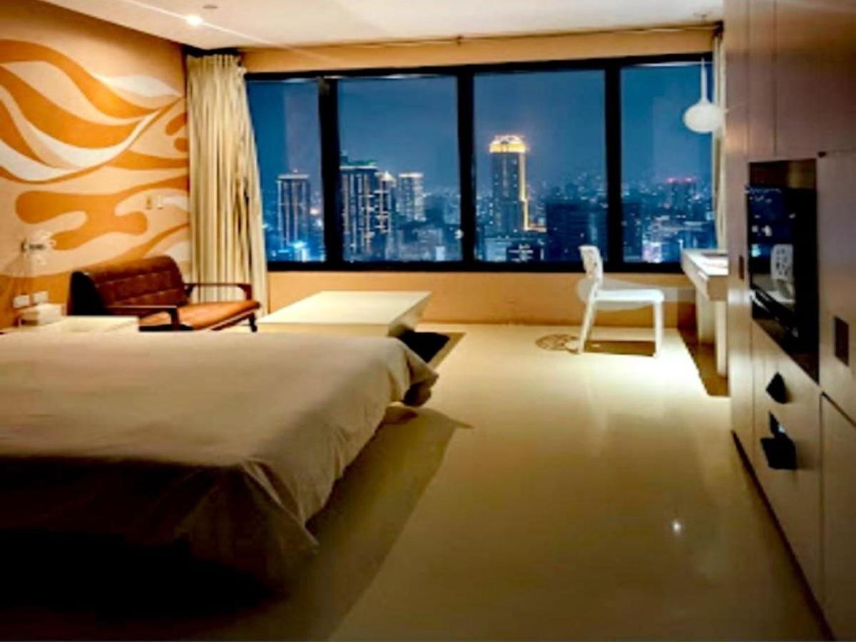 85 Cape Inn Kaohsiung Bagian luar foto
