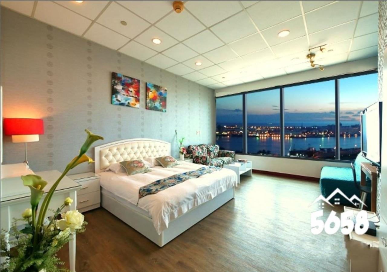 85 Cape Inn Kaohsiung Bagian luar foto