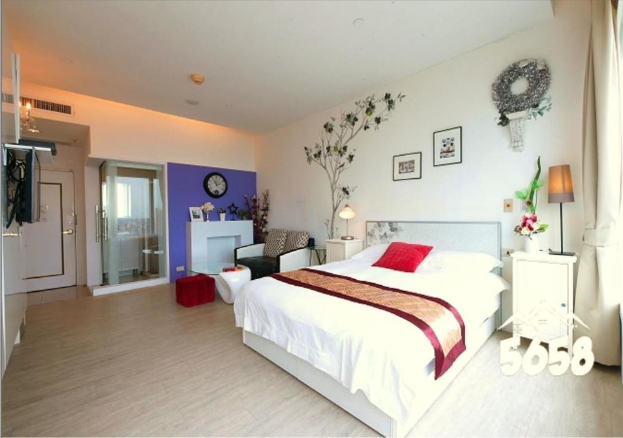 85 Cape Inn Kaohsiung Bagian luar foto