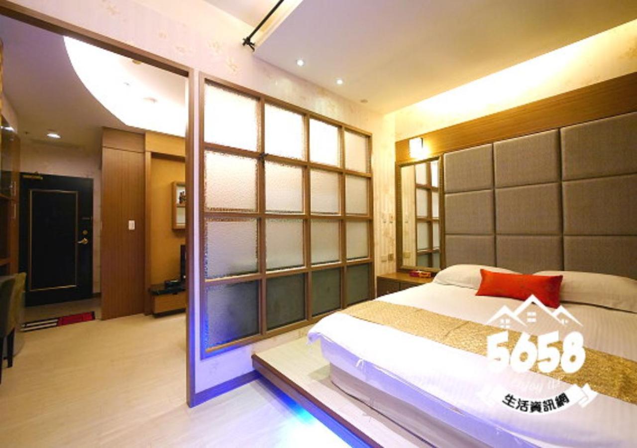 85 Cape Inn Kaohsiung Bagian luar foto